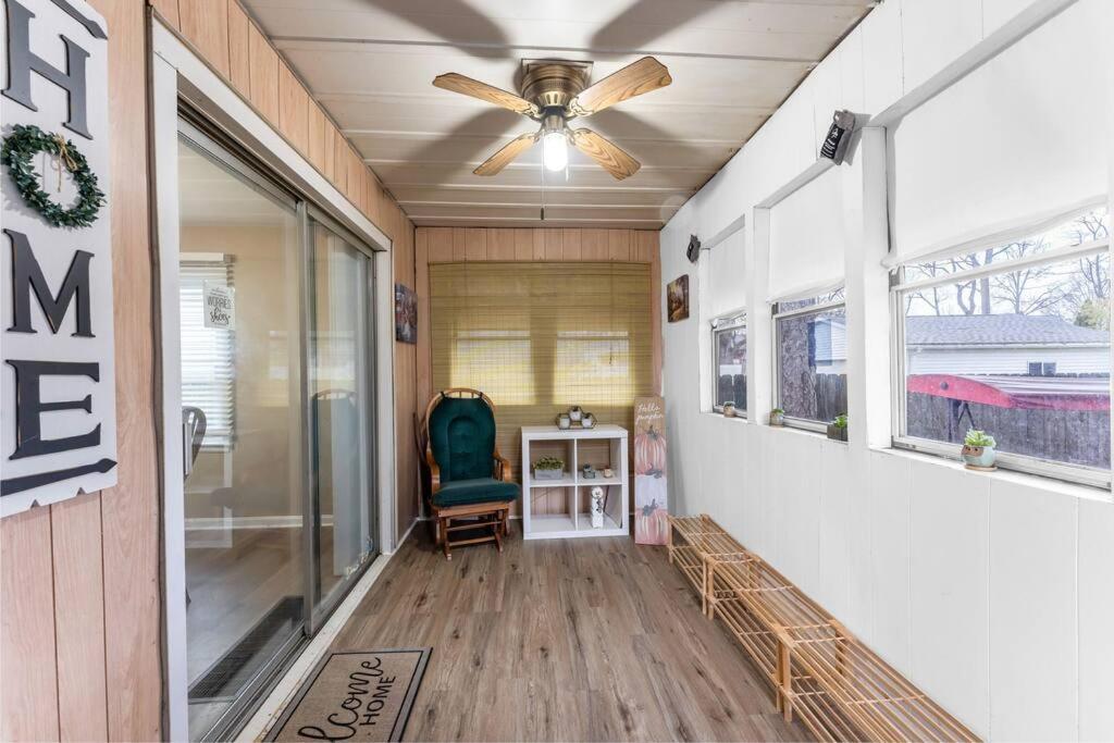Central Falls Hideaway 凯霍加福尔斯 外观 照片