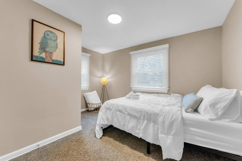 Central Falls Hideaway 凯霍加福尔斯 外观 照片