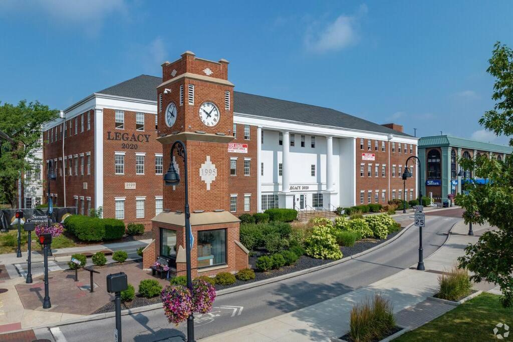 Central Falls Hideaway 凯霍加福尔斯 外观 照片